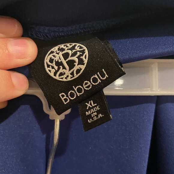 Blue A-line skirt with pockets - Picture 3 of 6